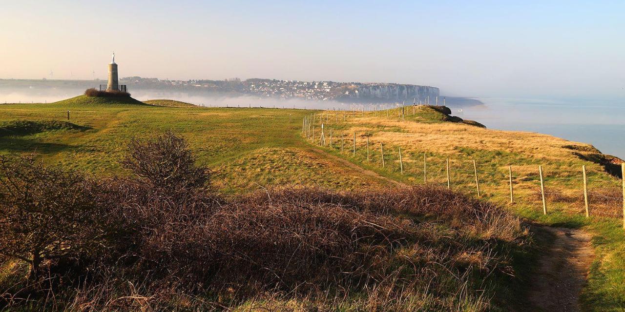 LA VERRIÈRE. Les Locations ISAHORA c'est aussi plusieurs appart' de Standing à 2 pas du Château d'Eu, des Falaises du Tréport, de MERS les Bains et aux portes de la BAIE DE SOMME Eu (Seine-Maritime) Extérieur photo