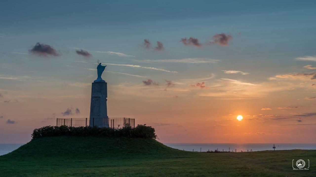 LA VERRIÈRE. Les Locations ISAHORA c'est aussi plusieurs appart' de Standing à 2 pas du Château d'Eu, des Falaises du Tréport, de MERS les Bains et aux portes de la BAIE DE SOMME Eu (Seine-Maritime) Extérieur photo