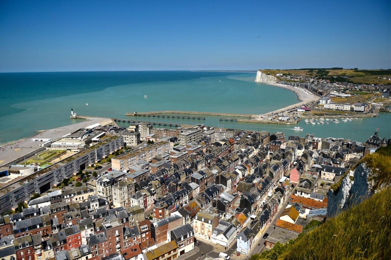 LA VERRIÈRE. Les Locations ISAHORA c'est aussi plusieurs appart' de Standing à 2 pas du Château d'Eu, des Falaises du Tréport, de MERS les Bains et aux portes de la BAIE DE SOMME Eu (Seine-Maritime) Extérieur photo